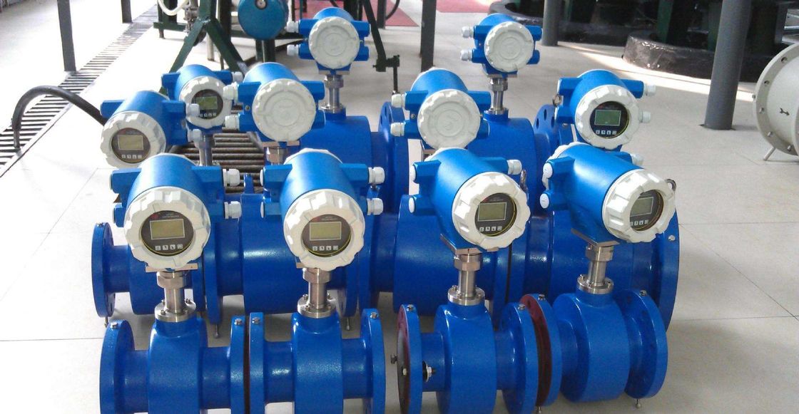 Medidor de fluxo eletromagnético inteligente com saída RS485 à prova d'água IP68 para medição de alta precisão