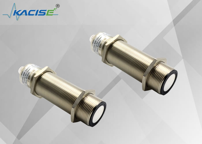 O mais vendido KUS3000 M30-Type1 Sensor de nível ultrassónico inteligente de 2 metros para a indústria com precisão ≤1 %
