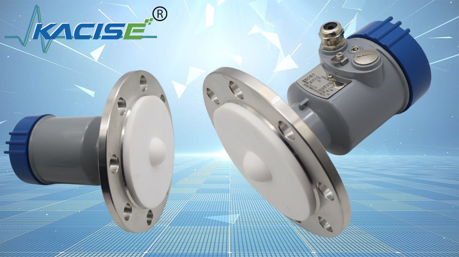 Não calibre nivelado do radar do OEM RS485 do sensor nivelado do radar do contato KLD803 para o líquido corrosivo forte