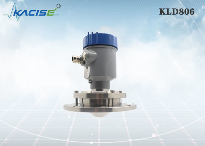 Sensor de nível de radar KLD806 de 80 GHz com antena PTFE e proteção IP67 para tanques sólidos e líquidos