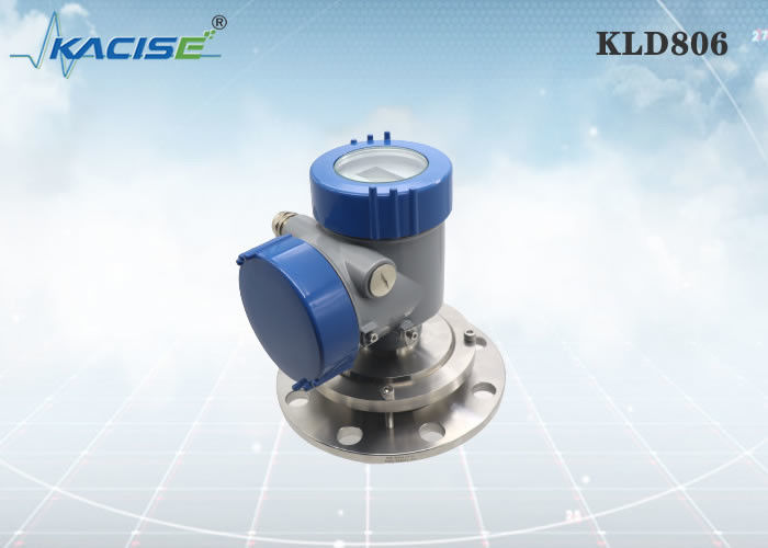 Sensor de nível de radar KLD806 de 80 GHz com antena PTFE e proteção IP67 para tanques sólidos e líquidos