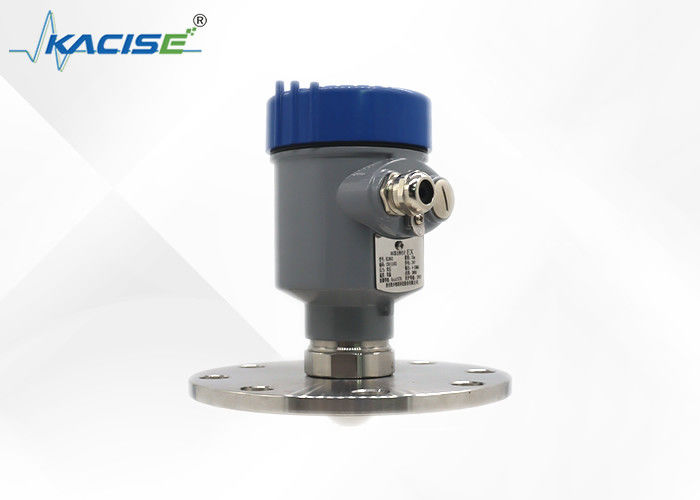 Medidor de nível de radar de 80 GHz com proteção IP67 e antena PTFE para medição de alta precisão