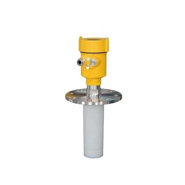 Sensor de nível de radar de frequência de 26 GHz com medição sem contacto e proteção IP67 para aplicações industriais