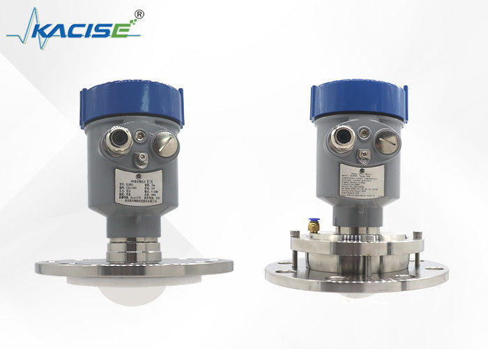 Transmissor de nível de radar FMCW série KLD800 de 80 GHz com antena PTFE resistente à corrosão e ângulo de lançamento de 3° para medição de líquidos e sólidos
