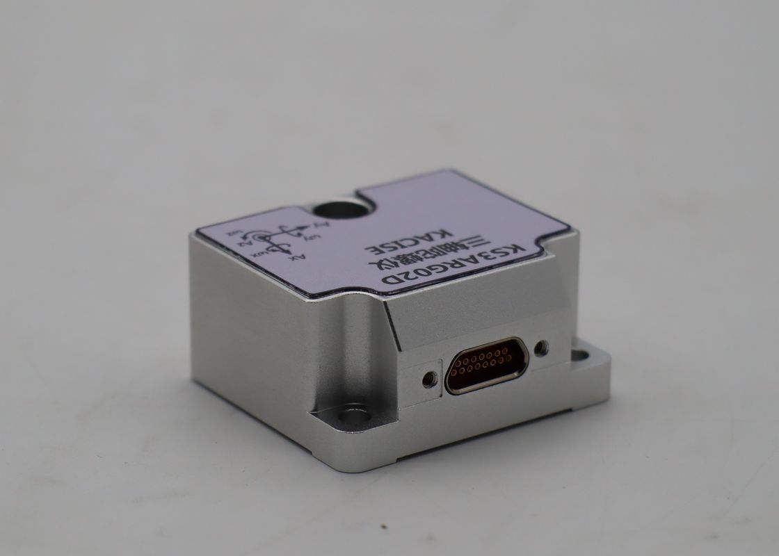 Sensor giroscópio MEMS de três eixos com faixa de ±500(゜/s) ≤±0,1(゜/s) polarização e taxa de atualização de dados de 2.000 Hz