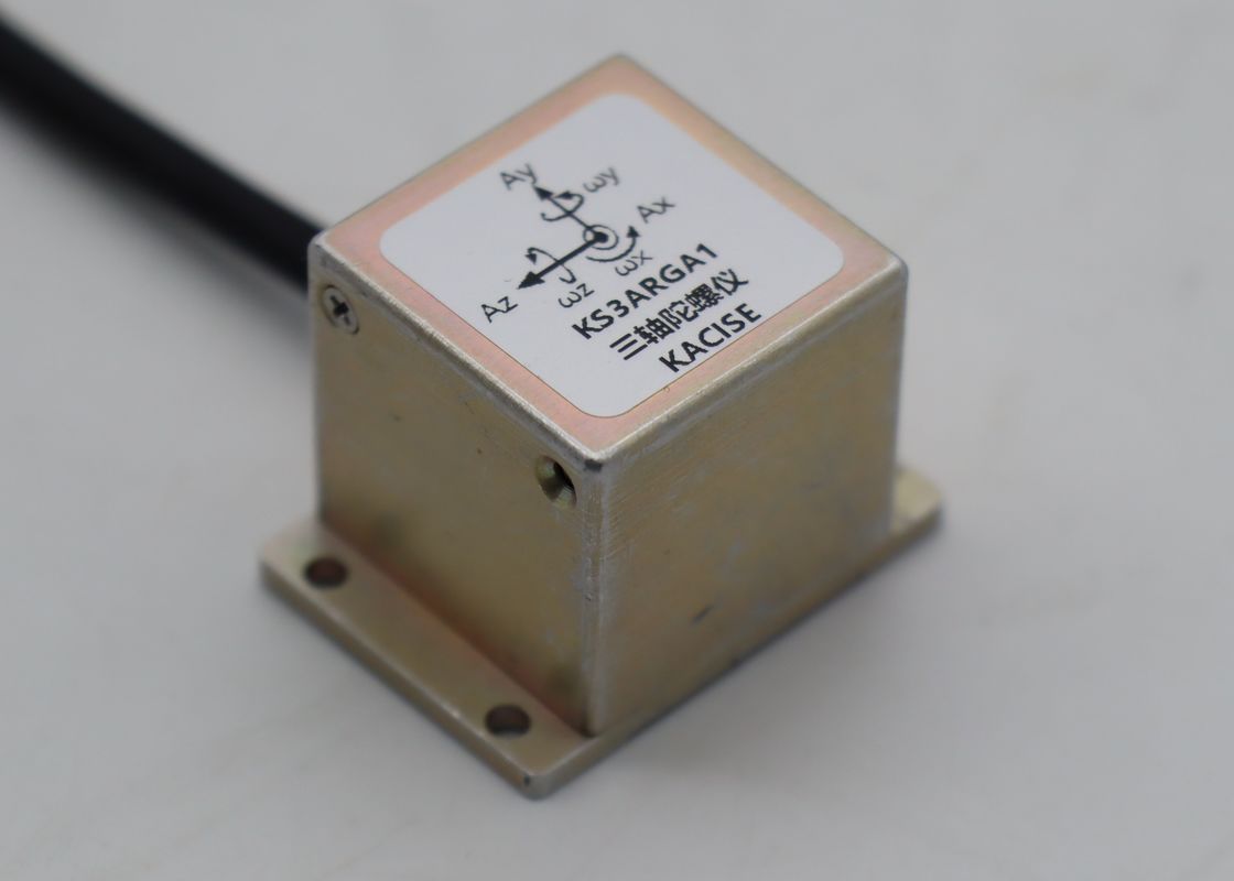 Sensor de giroscópio eletrônico universal de três eixos com ≤ 0,05%FR Não linearidade de arranque rápido ≤ 20 ms e amplo intervalo de temperatura -45 ̊+80 °C