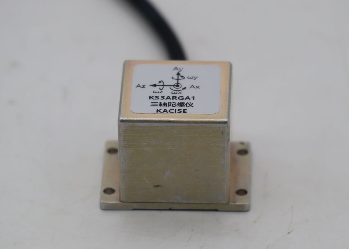 Sensor de giroscópio eletrônico universal de três eixos com ≤ 0,05%FR Não linearidade de arranque rápido ≤ 20 ms e amplo intervalo de temperatura -45 ̊+80 °C