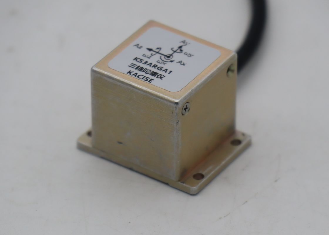 Sensor de giroscópio eletrônico universal de três eixos com ≤ 0,05%FR Não linearidade de arranque rápido ≤ 20 ms e amplo intervalo de temperatura -45 ̊+80 °C