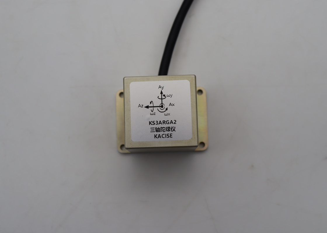 Sensores giroscópios Mems para sistemas de estabilização de robôs ou câmaras com tamanho 43x30,5x30,5 mm e peso ≤ 50 g