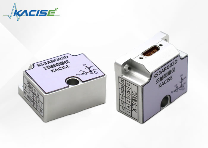 Precisão RS422 Giroscópio In Mems Resistente a choques -55~+85(°C) Temperatura de armazenamento Baixa Caminhada aleatória 0,15°/√h
