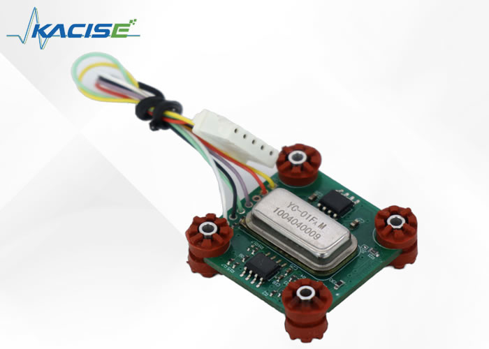 Sensor MEMS de pequena dimensão de baixa potência Largura de banda ((-3 DB) > 50 Hz Sobrevivência a vibrações 10 gramas