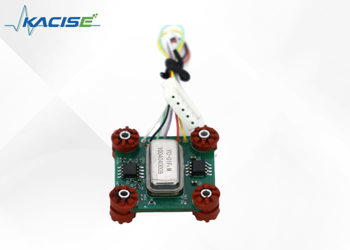 Sensor de taxa de quartzo MEMS com saída de tensão analógica Tempo de arranque < 2 s Tensão de entrada + 5,0 Vdc