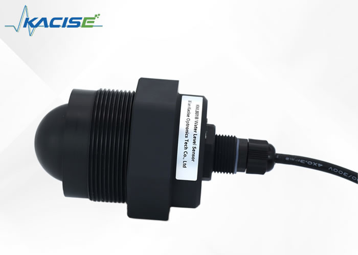 KWL801B 80GHzTransmissor de nível de radar de pulso RF de longo alcance com resistência à água IP68 e fio personalizável
