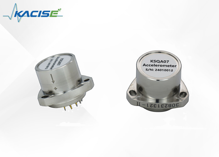 Sensor de aceleração de quartzo para unidades de medição inercial com resolução < 1 μg e sensibilidade à temperatura de bias ≤ 10 μg/°C