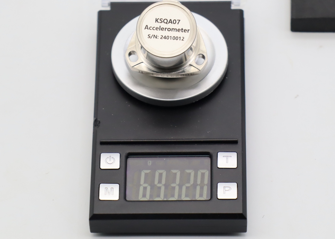 Acelerômetro de vibração de precisão para medição de vibração < 1μg Resolução 15g Pico de vibração