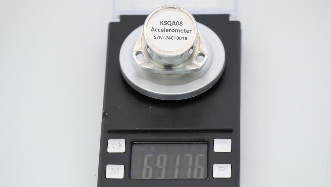 Sensor de acelerômetro de amplo intervalo de temperatura -55.C a 80.C Resistência a vibrações operacional de 15 g