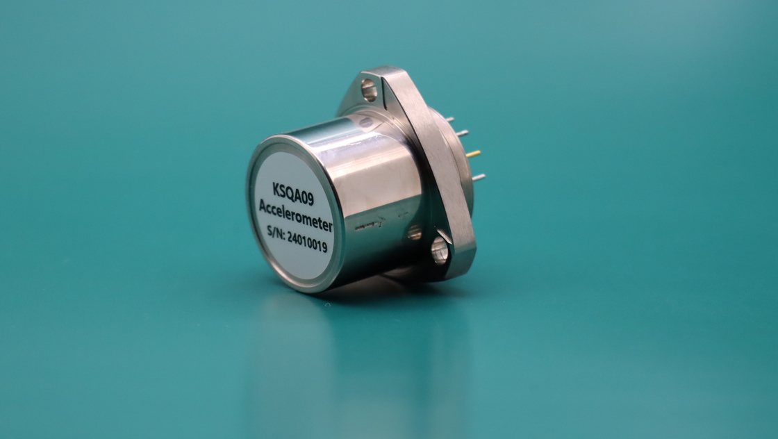 20 g Pico de vibração do acelerômetro sinusoidal Fator de escala do sensor 0,9-1,3 mA/g Resolução <5μg