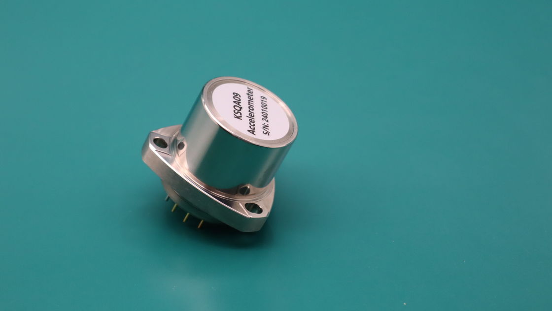 Acelerômetro de precisão com resolução ≤5μg para monitoramento de vibração em -45°C~+80°C e peso ≤80g