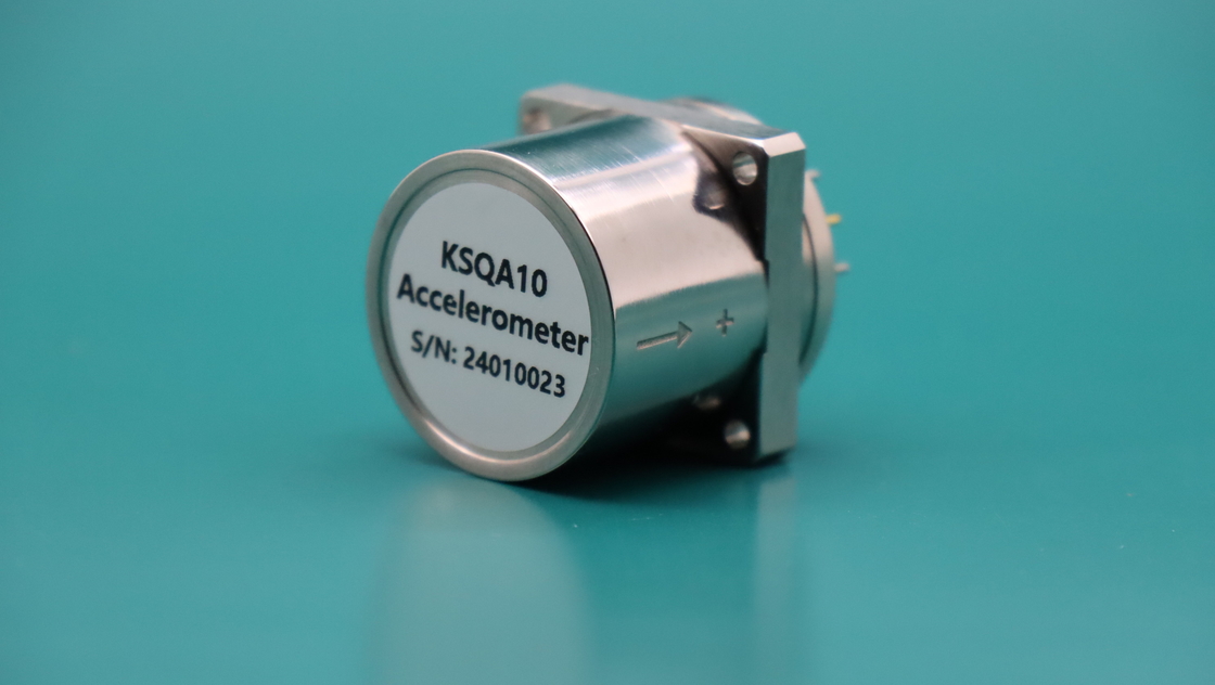 Resolução < 5 μg Sensor de acelerômetro para pico de vibração Sine 15g@20Hz ~ 2000Hz