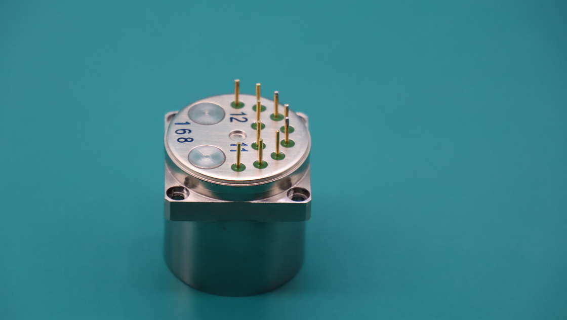 Fator de escala 1,2 ~ 1,6 mA/g Sensor de acelerômetro para sensibilidade à temperatura ≤ 30 ppm/°C~≤ 80 ppm/°C