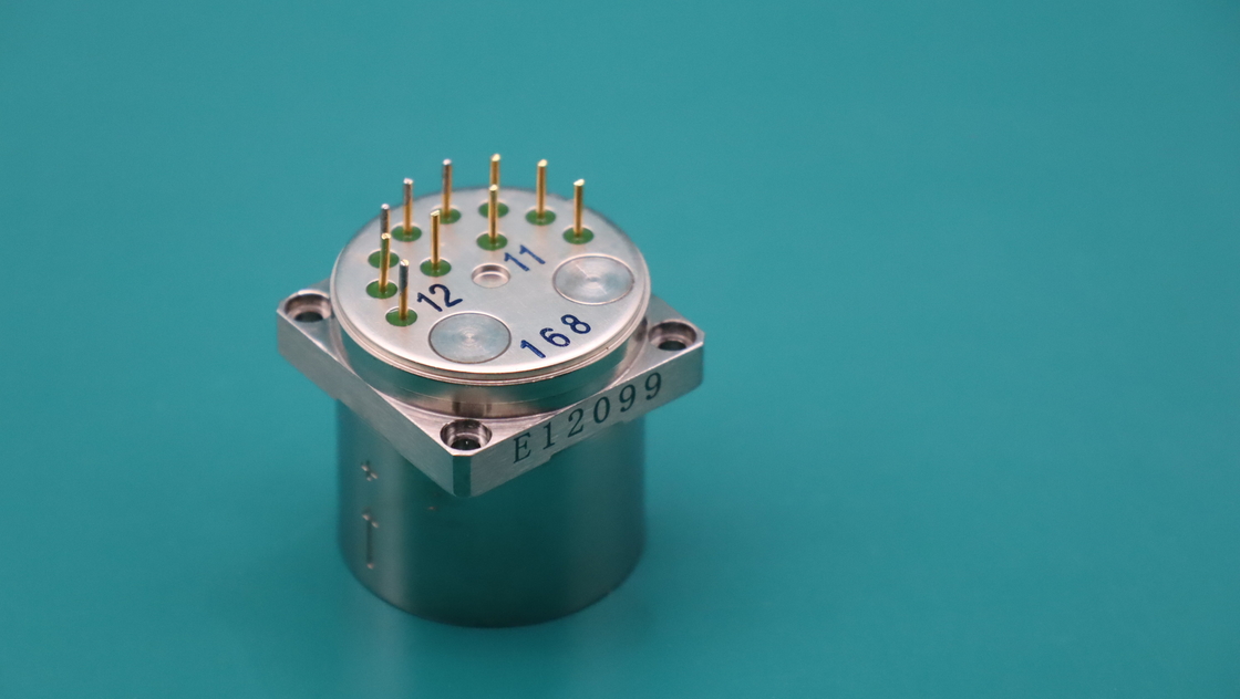 ±20 g Intervalo de entrada Sensor de acelerômetro Temperatura de operação Tensão de alimentação ±12~±18V CC