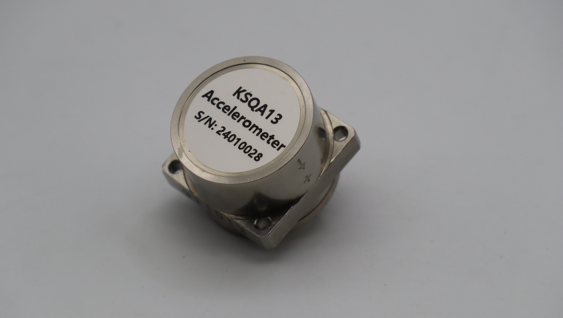 Precisão -45°C~+100°C Sensor de acelerômetro 2.3~3.5mA/g Para condições adversas Resistente a choques