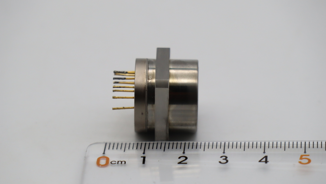 Precisão do sensor do acelerômetro de faixa de temperatura com fator de escala de 2,3 a 3,5 mA/g