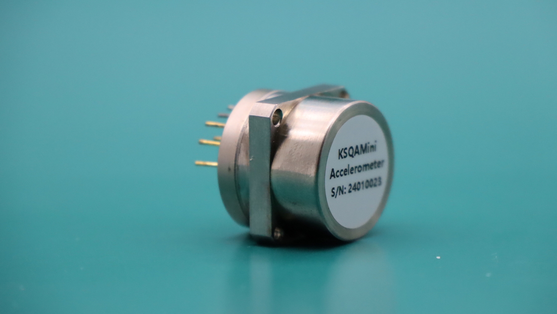 Acelerômetro analógico sensível a 2,3-3,5 mA/g para ensaio de vibrações,peso ≤ 25 g