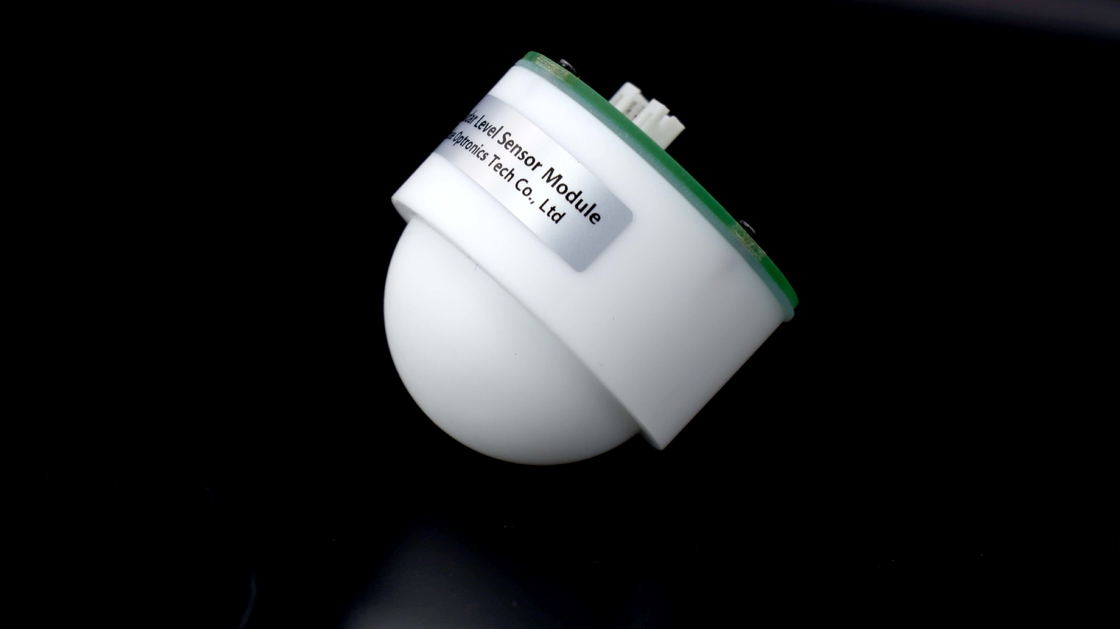 Módulos de diâmetro de 47 ou 64 mm Módulo de sensores de nível de radar de 80 GHz com largura de feixe de ±2,75°