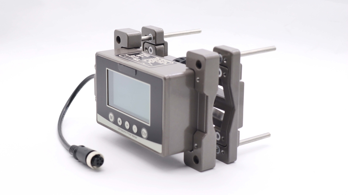 Conectores de alimentação e de saída M12 Plug de aviação Medidor de fluxo ultrasônico com ecrã grande
