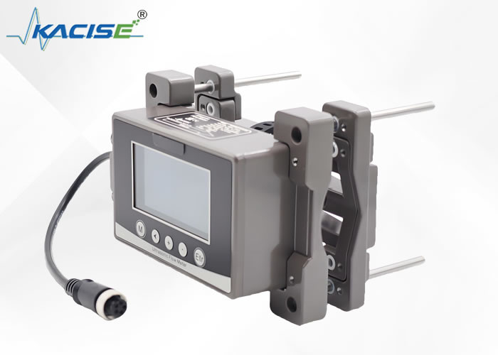 Conectores de alimentação e de saída M12 Plug de aviação Medidor de fluxo ultrasônico com ecrã grande