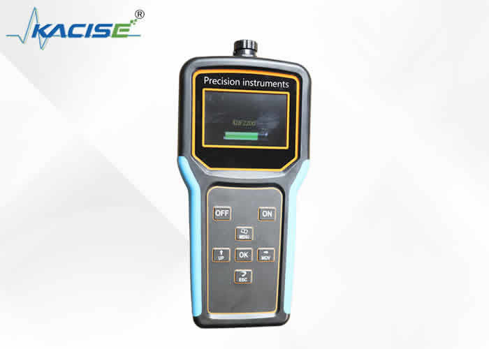 Medidor de fluxo Doppler portátil com exportação de dados USB, bateria recarregável de 12 V e proteção IP65/IP67