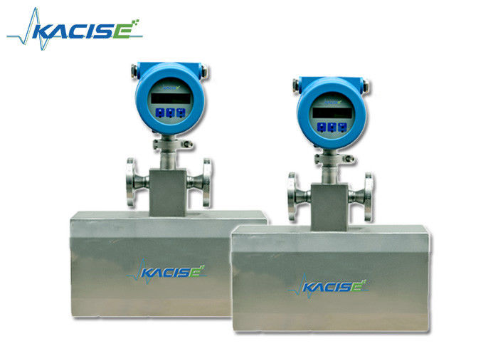 Coriolis mass flowmeter para aço inoxidável fluxo de medição de óleo bruto é de alta precisão com fácil instalação