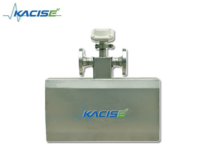 Coriolis mass flowmeter para aço inoxidável fluxo de medição de óleo bruto é de alta precisão com fácil instalação