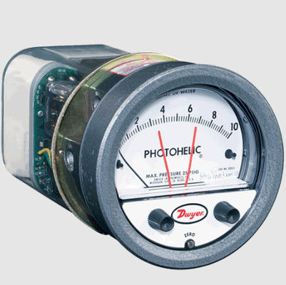 Dwyer A3000-250PA Pressure Switch/Gauge com faixa de 0-250 Pa, design funcional 3-em-1 e fator de forma compacto