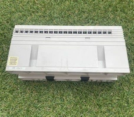 EB3C-T16CKDN 16-Entradas Chan-sink Transistor Sink com Tensão Nominal de 30V com Tensão de Operação de 24VDC