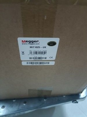 Megger MIT1025-UK Tester de isolamento com saída, resistência de 20 Teraohms, tensão de teste multi-intervalo de 10 kV