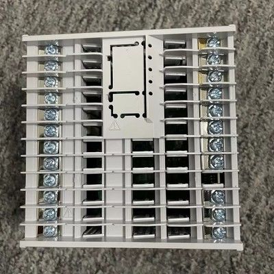 UT35A Controlador de temperatura digital com LCD a cores de 14 segmentos, controle de sequência de escada e comunicação Ethernet