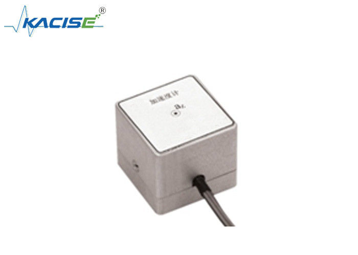 Sensor acelerômetro linear de sucção magnética com módulo uniaxial e faixa de ±10 g para desempenho de vibração