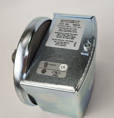 Interruptor de pressão diferencial baixo Dwyer 1823-10 com design compacto, alta repetibilidade e fácil ajuste