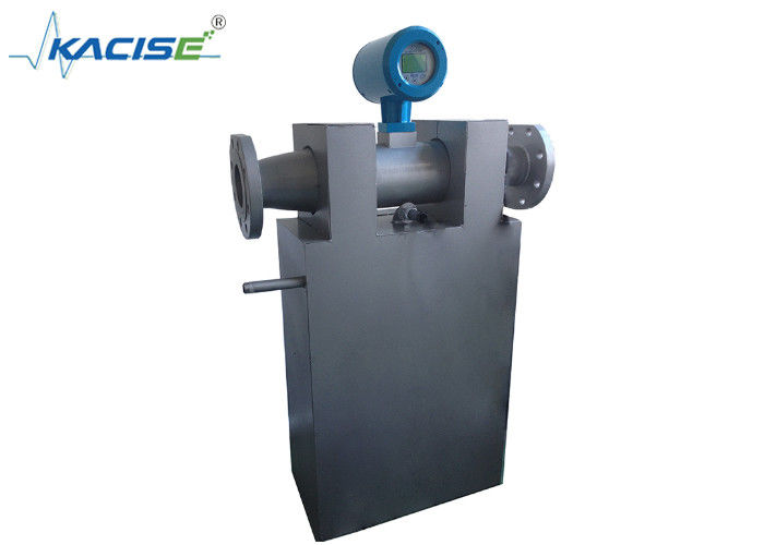 Coriolis comestível Coriolis Mass Flow Meter Aço inoxidável para líquido / gás com classe de precisão 0,10 ~ 0,20%