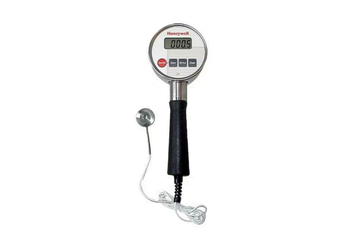 Indicador de força digital Honeywell Modelo LC com diafragma de aço inoxidável de alcance de 50.000 lb e recurso de captura de pico