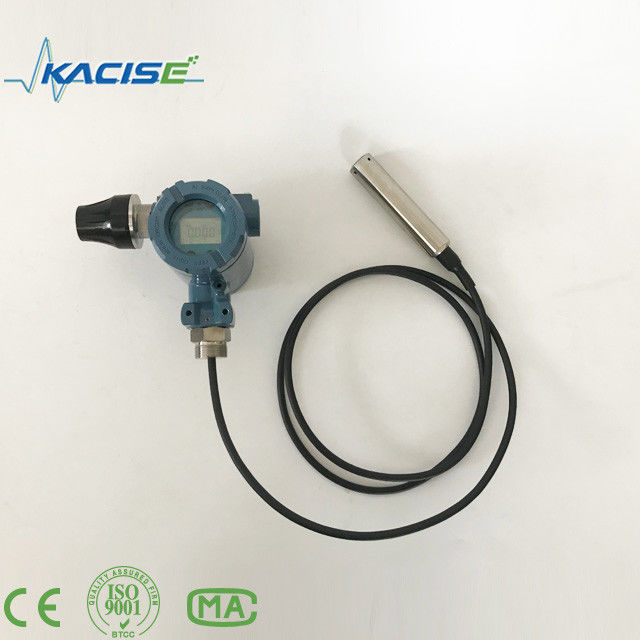 Sensor de qualidade da água sem fio GPRS/GSM com proteção IP68 e método de fluorescência ultravioleta para detecção de óleo na água