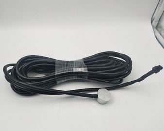 Transmissor de nível ultra-sônico não invasivo para monitorização de combustível com interface periférica RS232 / RS485 / TTL